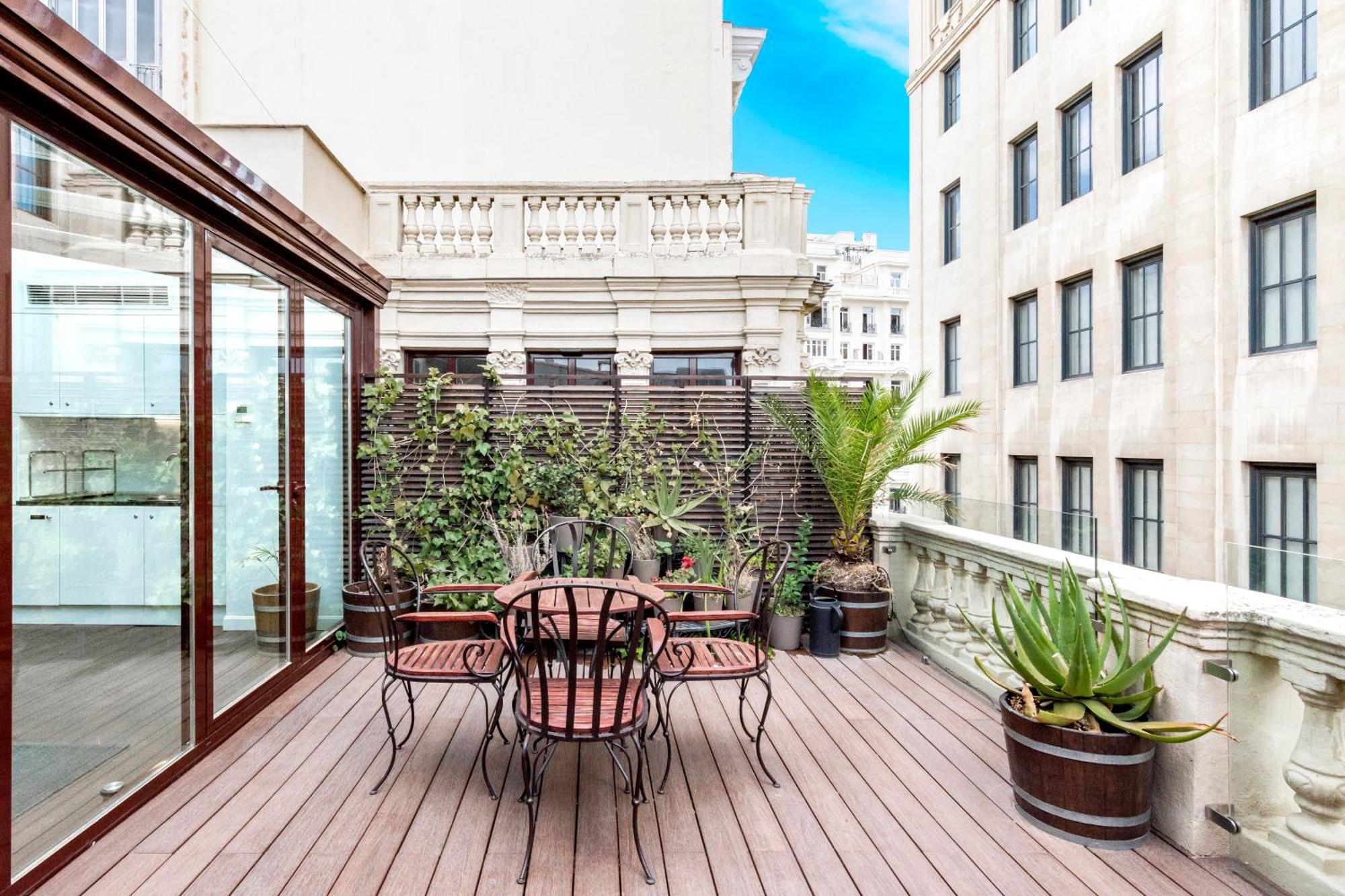 Home Suite Home Gran Via Madrid Dış mekan fotoğraf